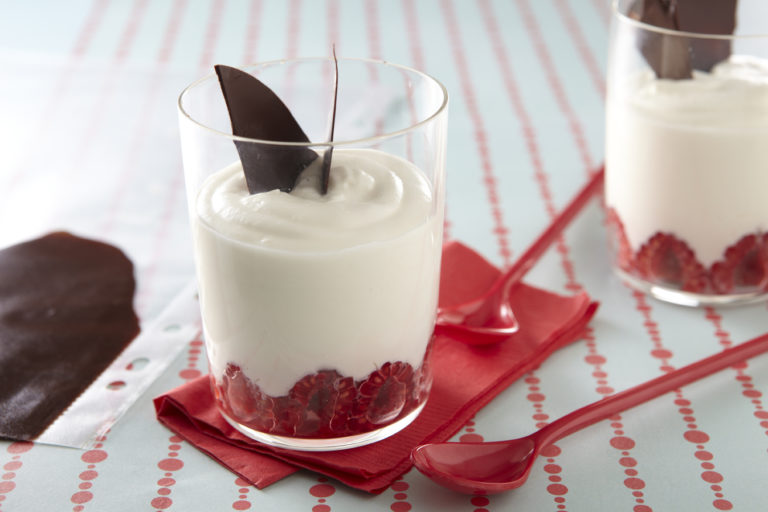 Kiri® mousse, framboises et choco