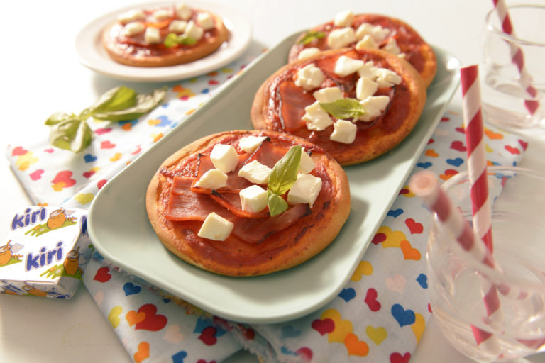 Kiri® Mini-Pizzas